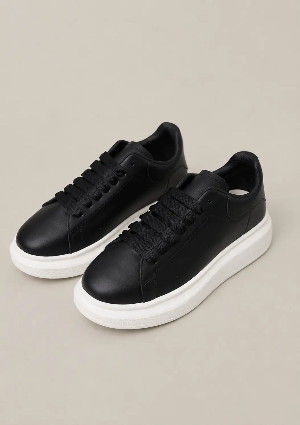 ALEX MCQUEEN SHOES – White Heel Tab
