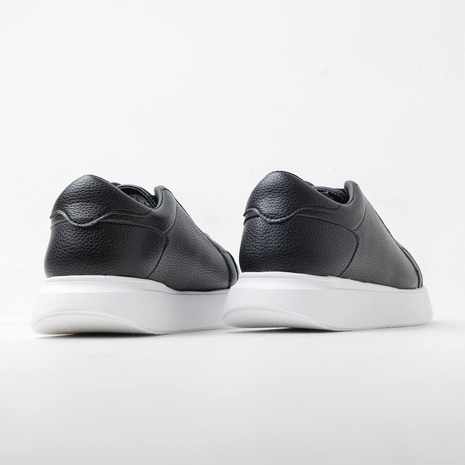Low-top Sneakers-Z1-Black