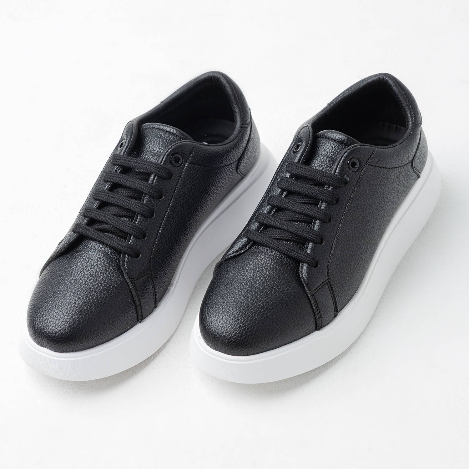 Low-top Sneakers-Z1-Black