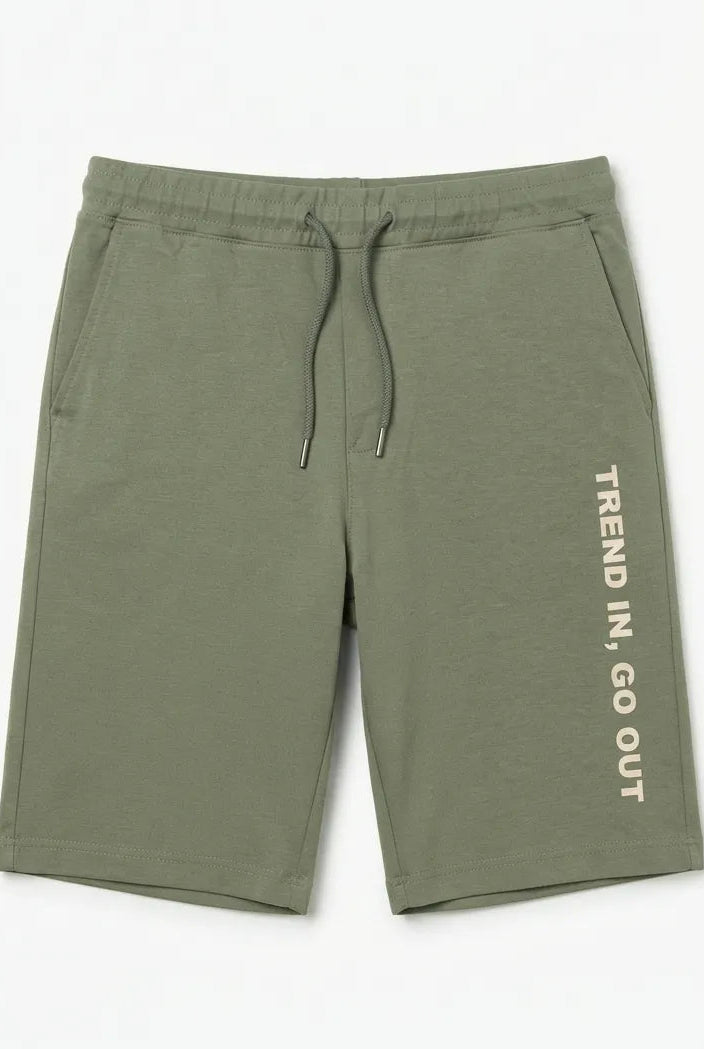 Short - Trend in go out Print