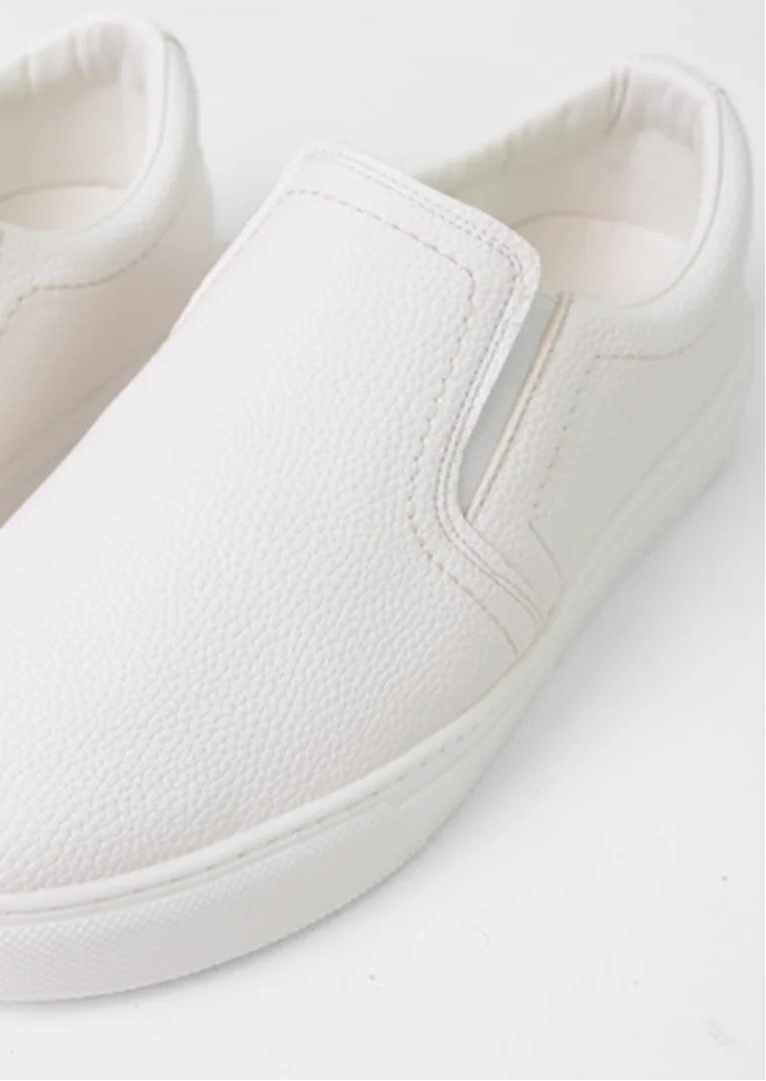 Slip-On Sneakers-401-White
