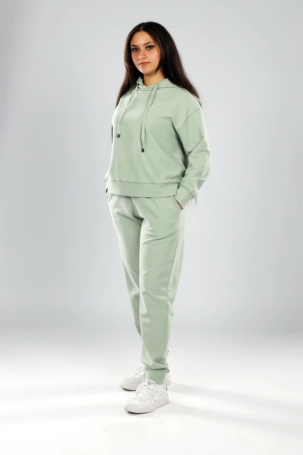 Sweatshirt & Jogger Pant - Women' Set