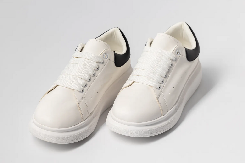 ALEX MCQUEEN SHOES – Black Heel Tab