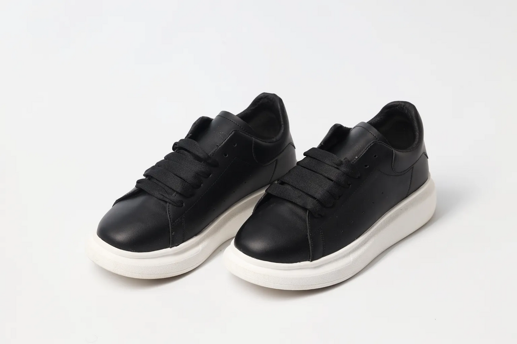 ALEX MCQUEEN SHOES – White Heel Tab