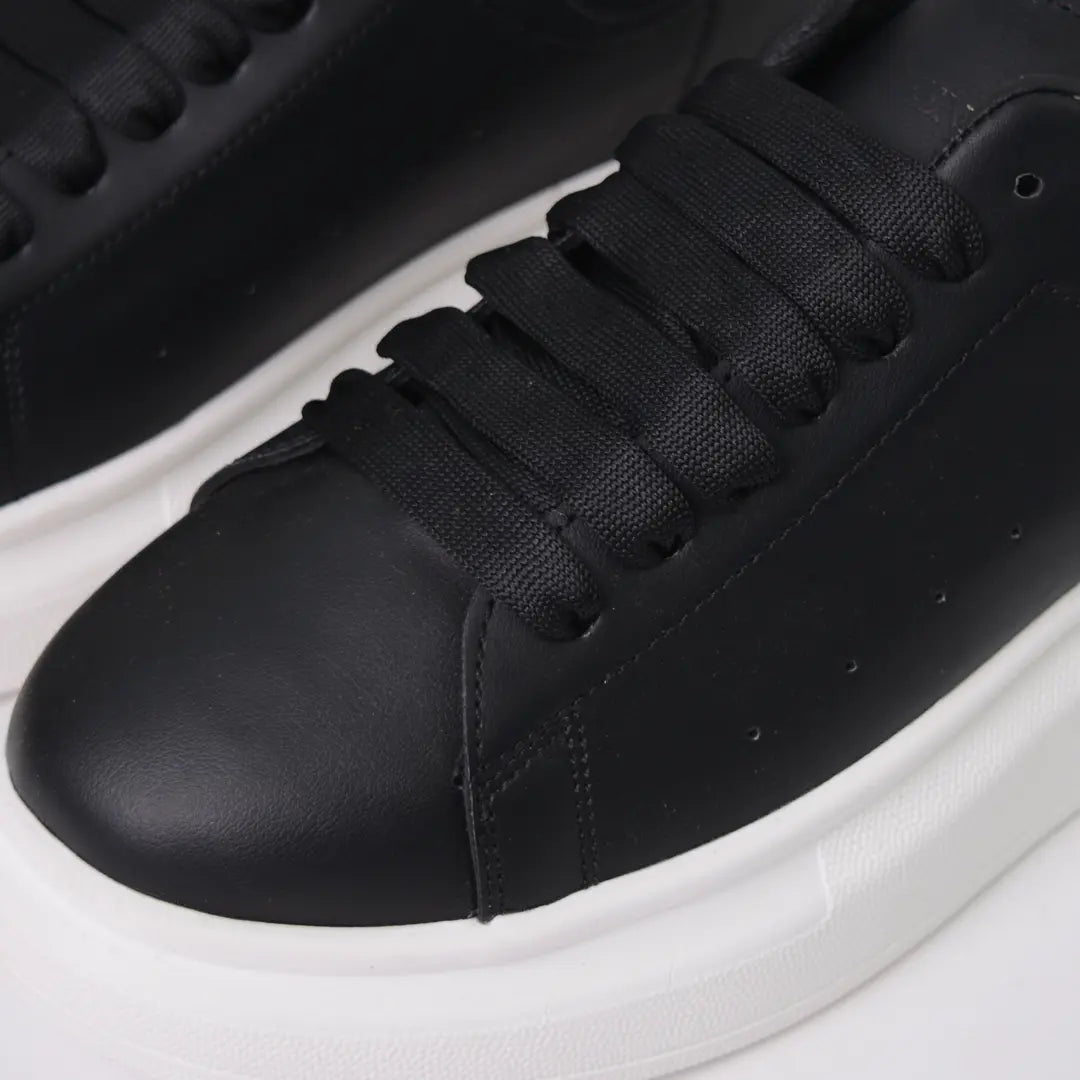 ALEX MCQUEEN SHOES – White Heel Tab