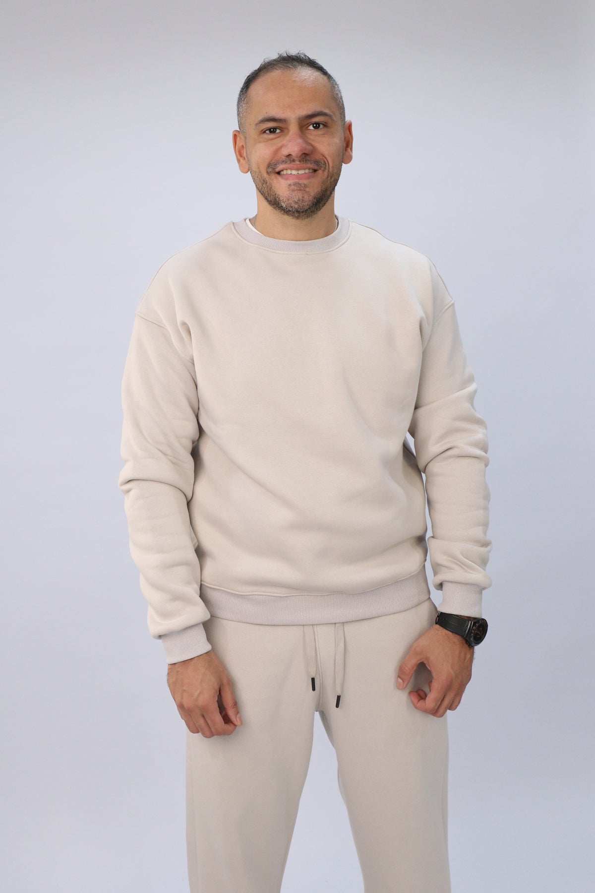 Round Sweatshirt- Beige